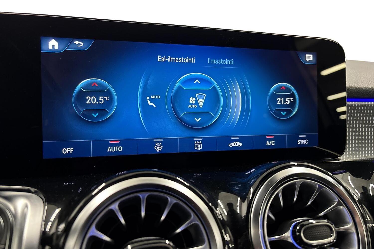 Mercedes-Benz EQB vaihtoauto