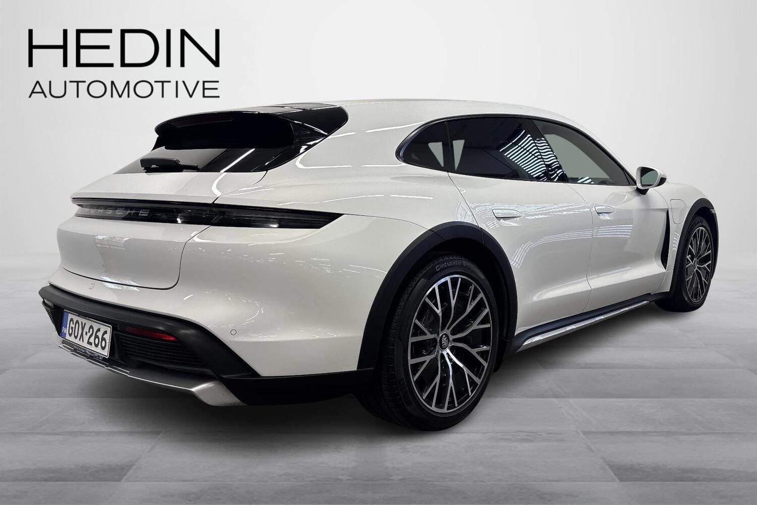 Porsche Taycan vaihtoauto