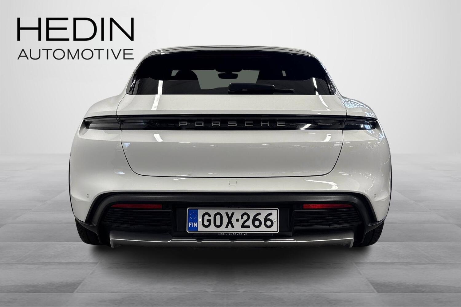 Porsche Taycan vaihtoauto