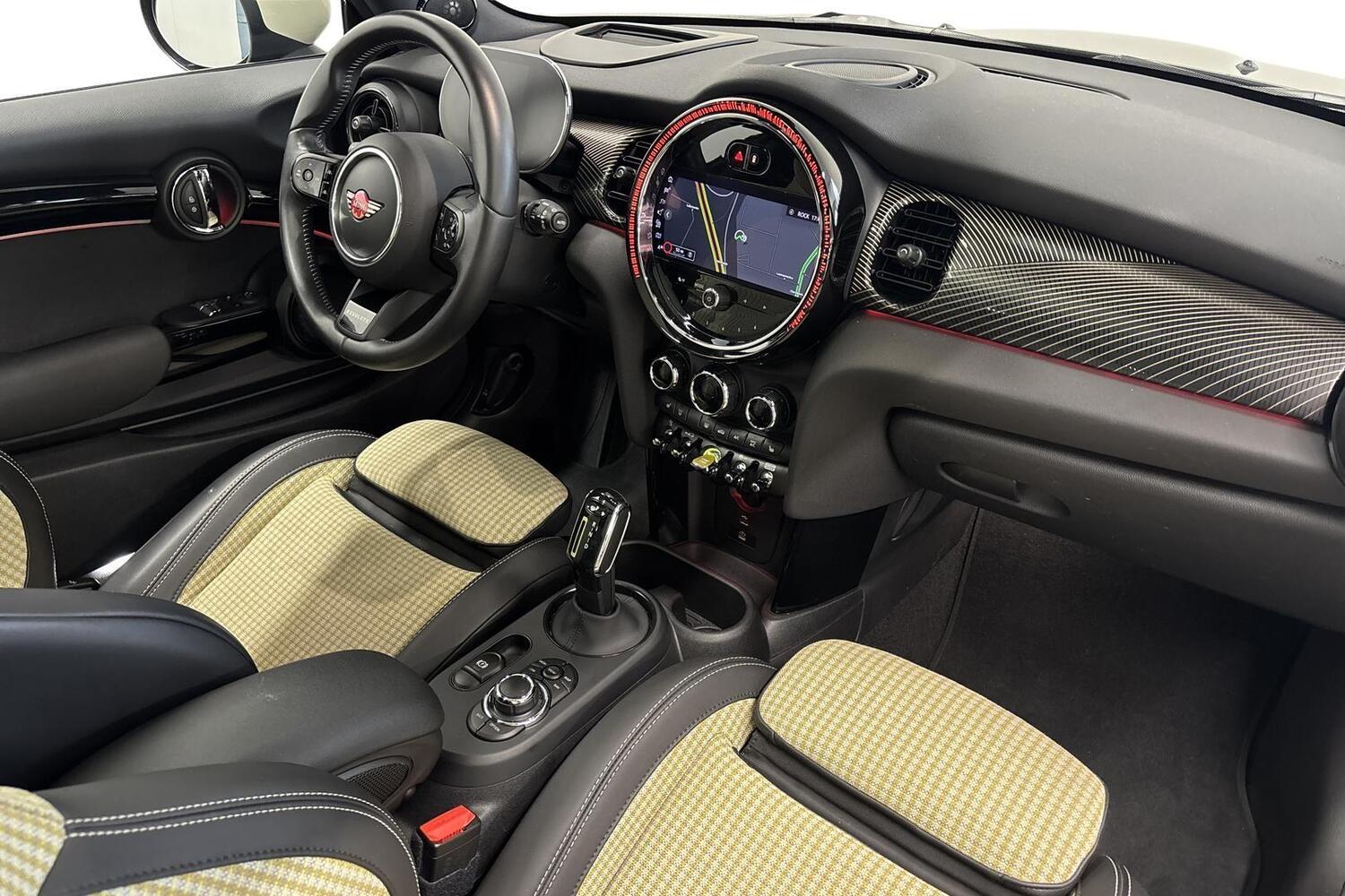 Mini Hatchback vaihtoauto