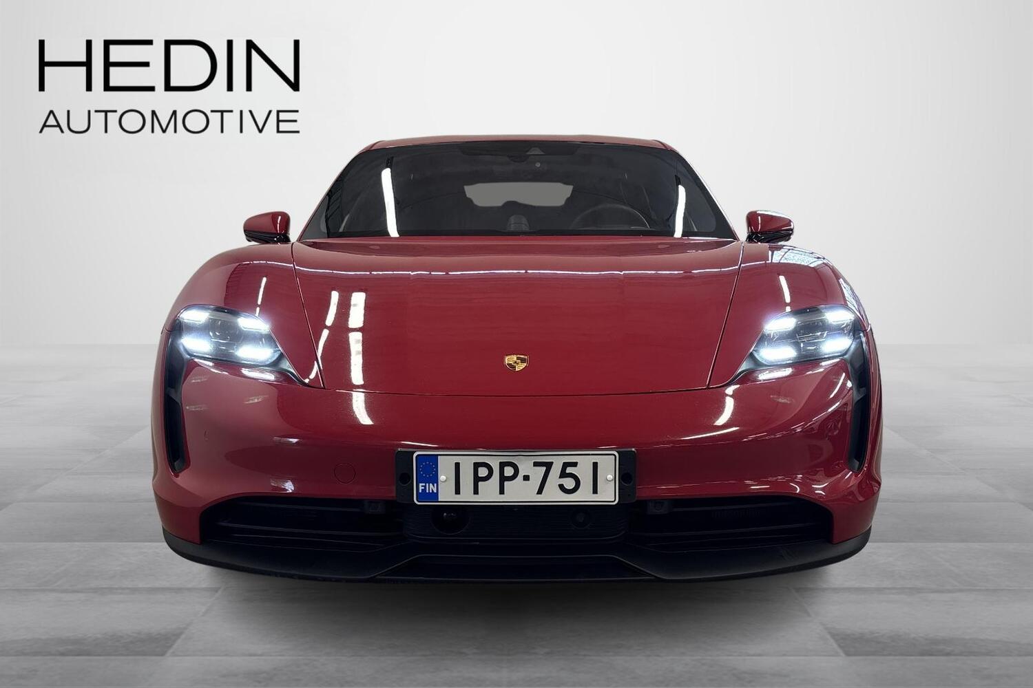 Porsche Taycan vaihtoauto