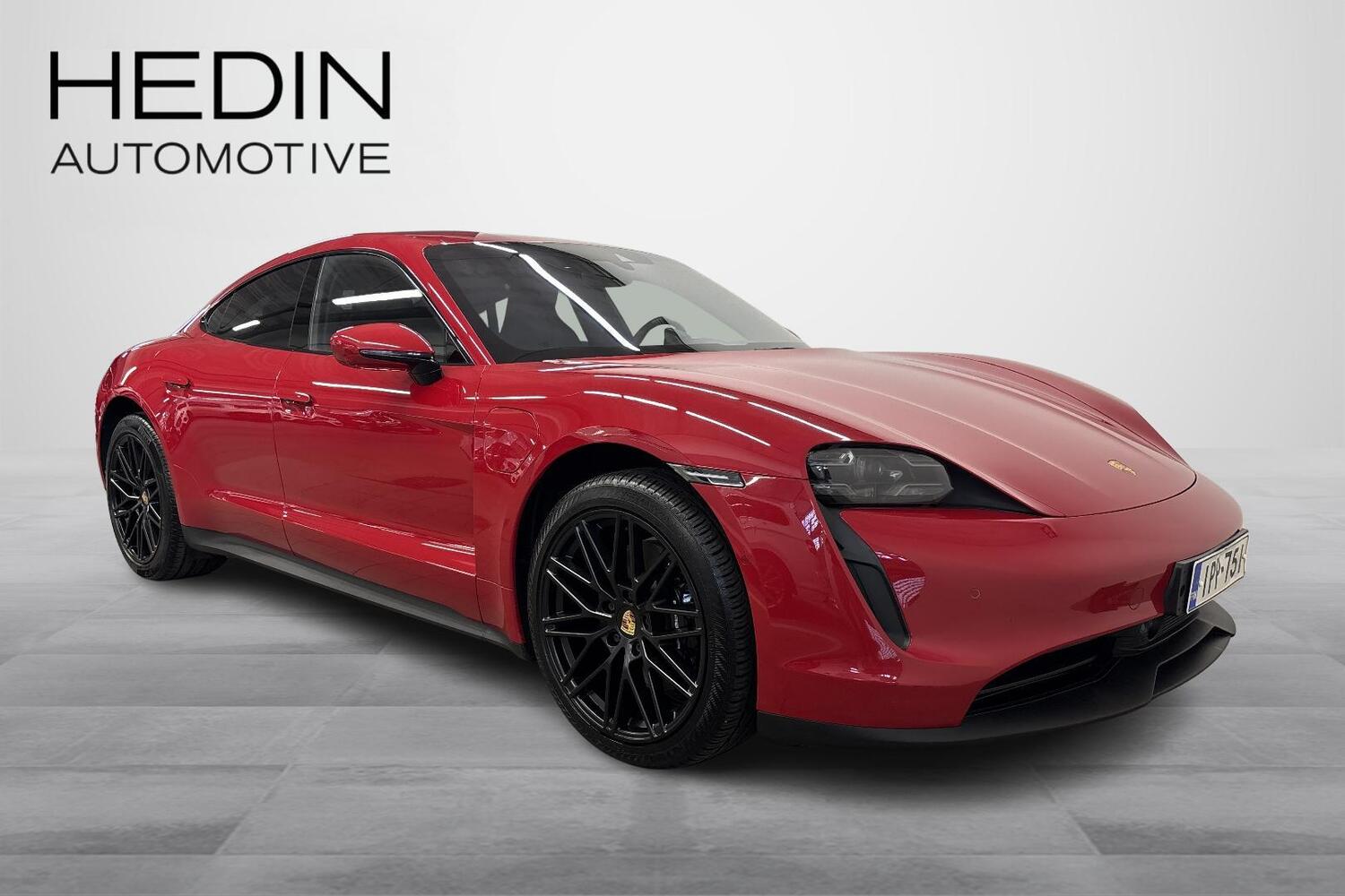Porsche Taycan vaihtoauto