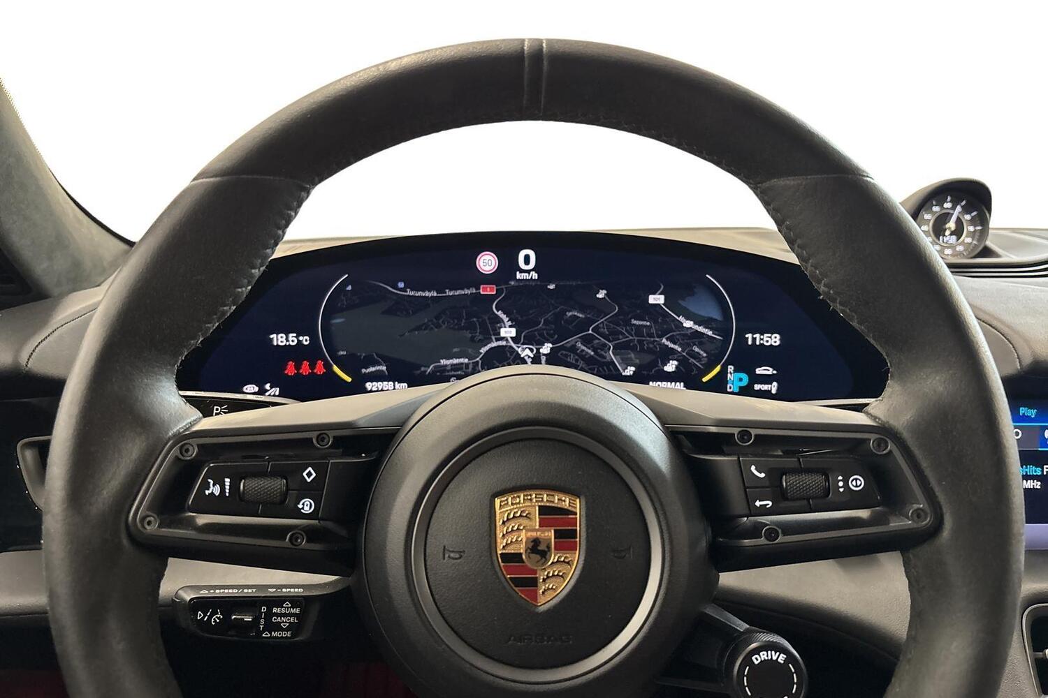 Porsche Taycan vaihtoauto