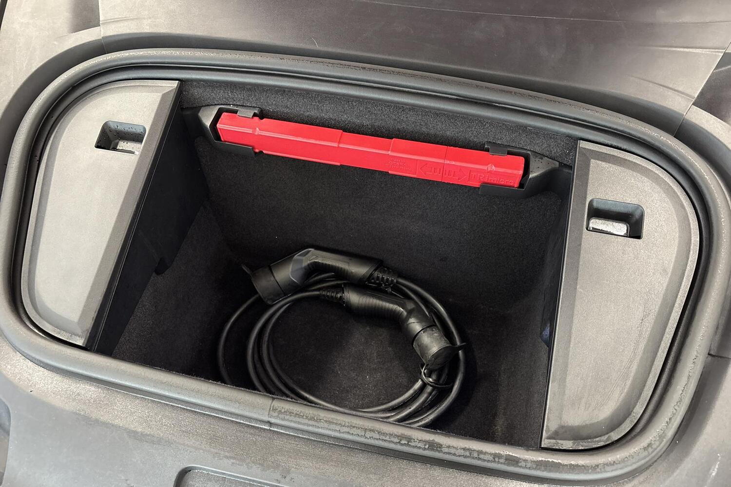 Porsche Taycan vaihtoauto