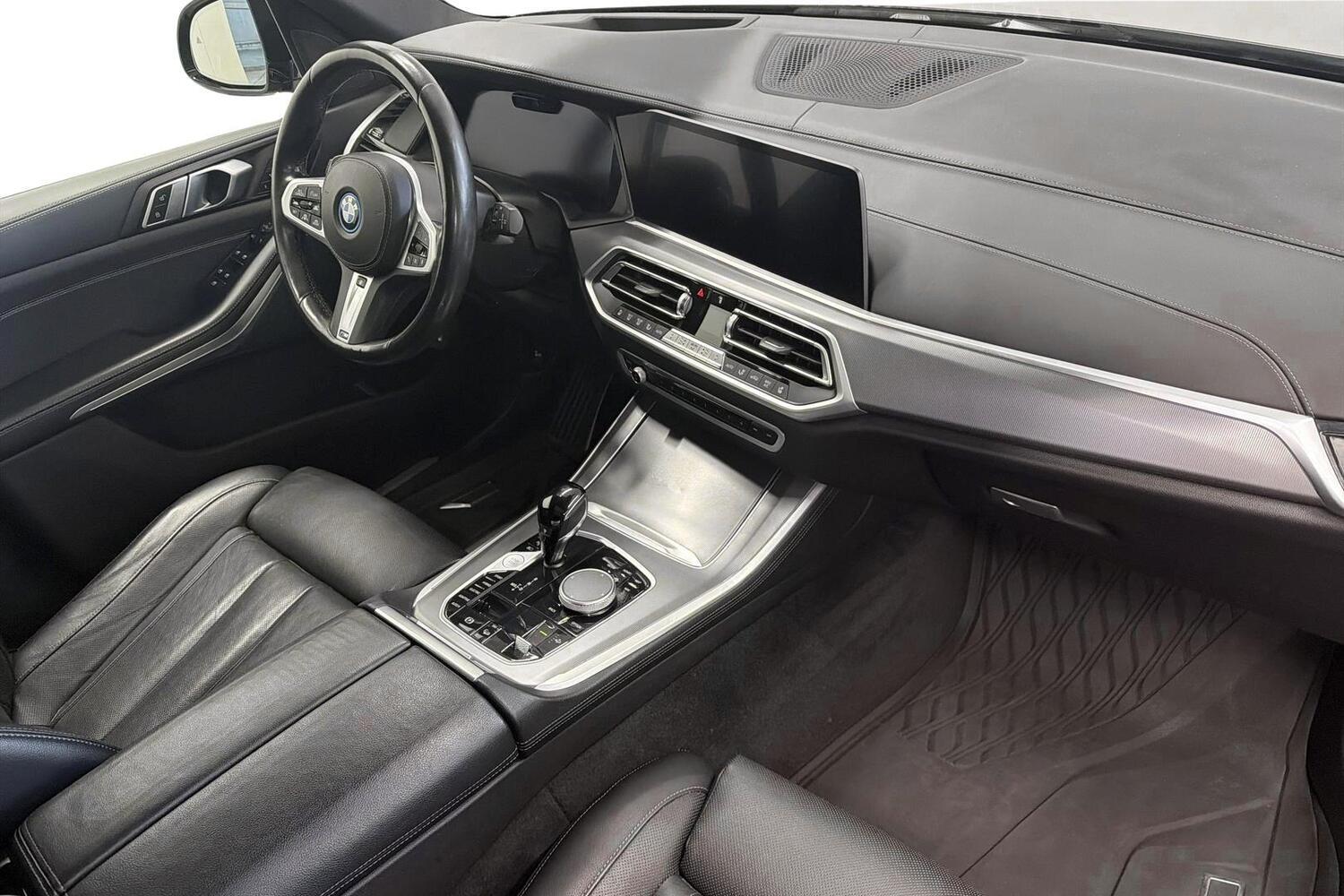 BMW X5 vaihtoauto
