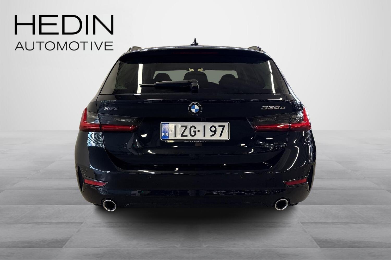 BMW 330 vaihtoauto