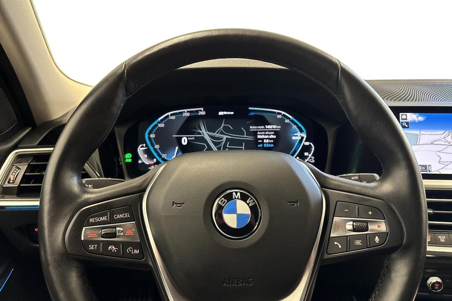 BMW 330 vaihtoauto