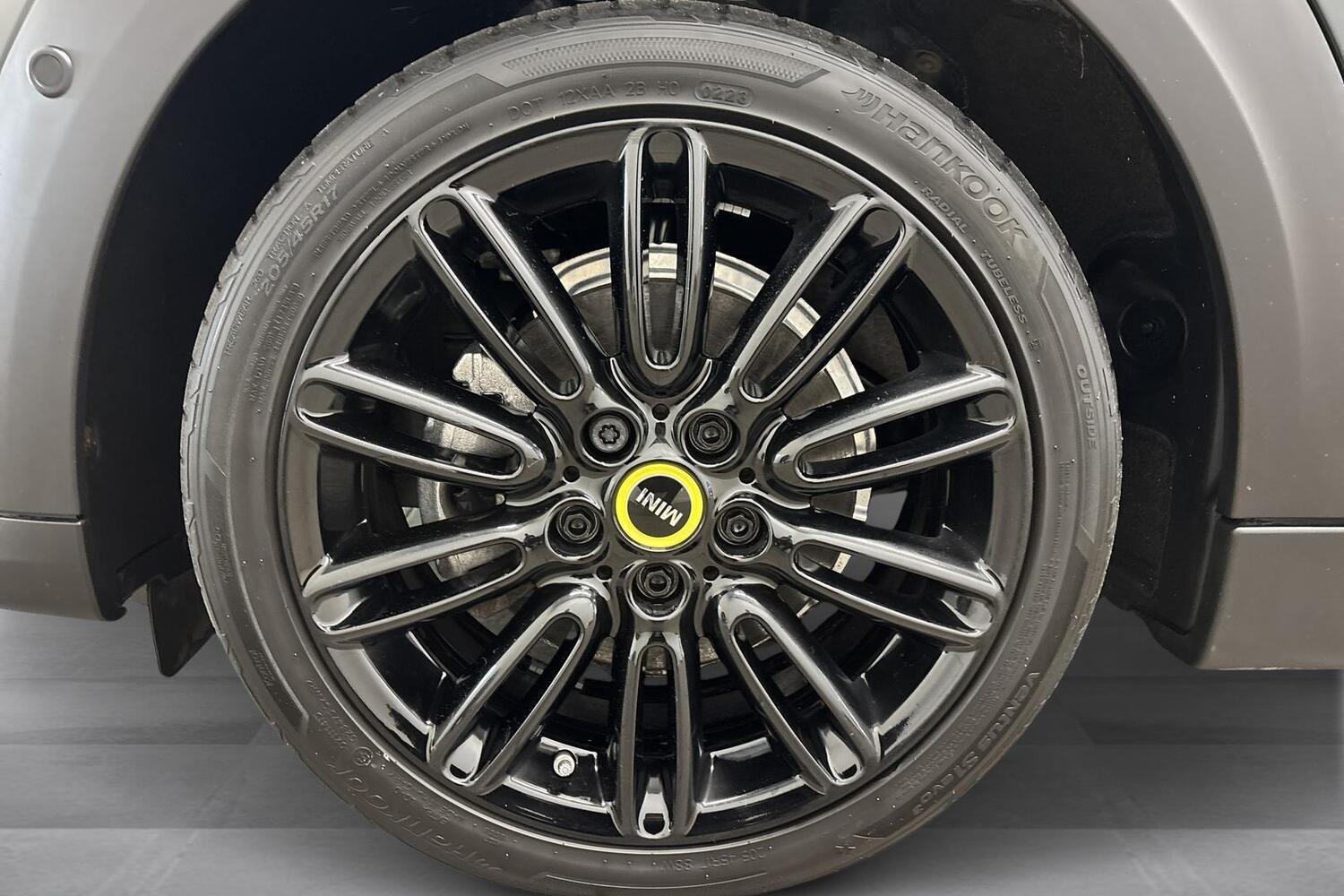 Mini Hatchback vaihtoauto