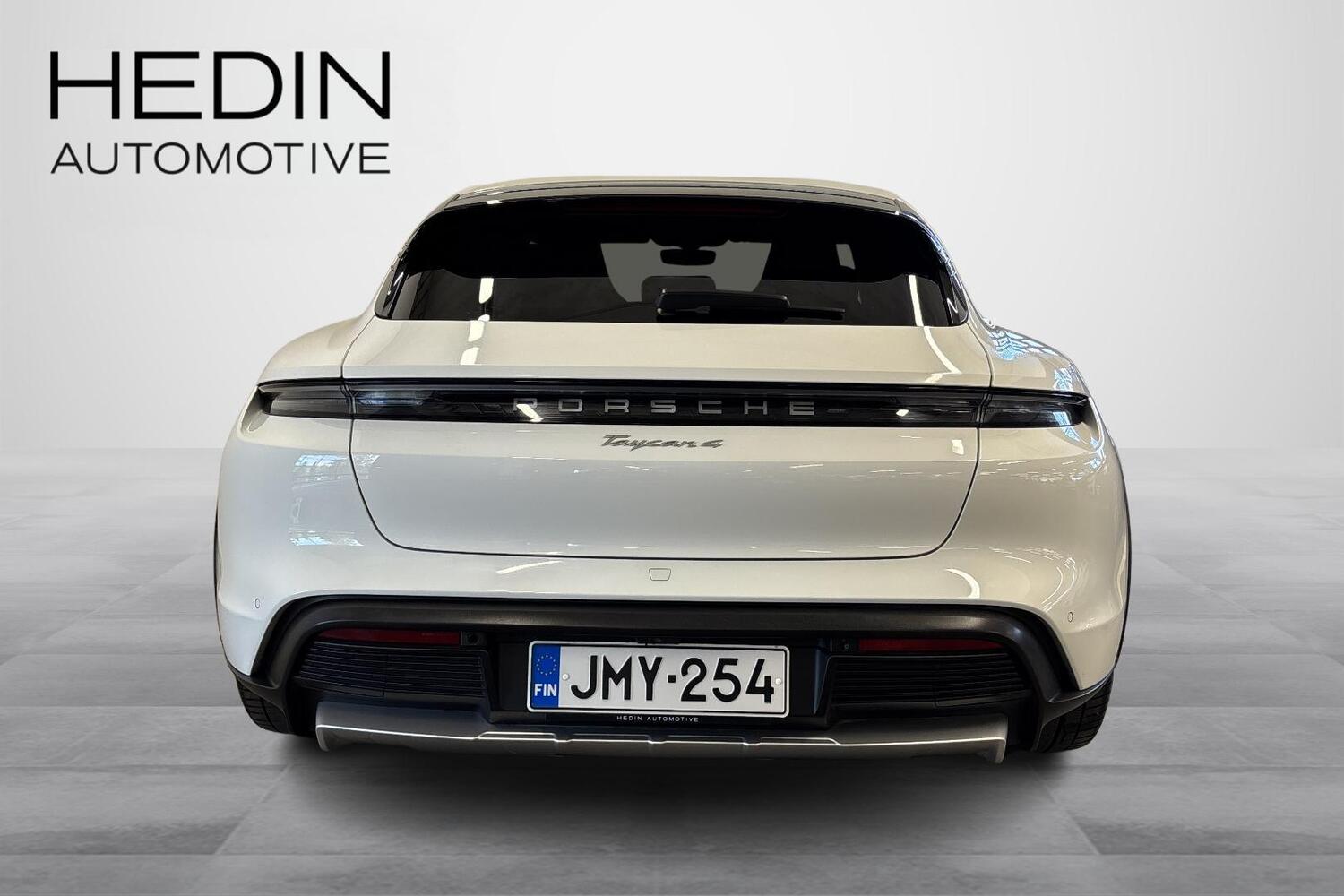 Porsche Taycan vaihtoauto
