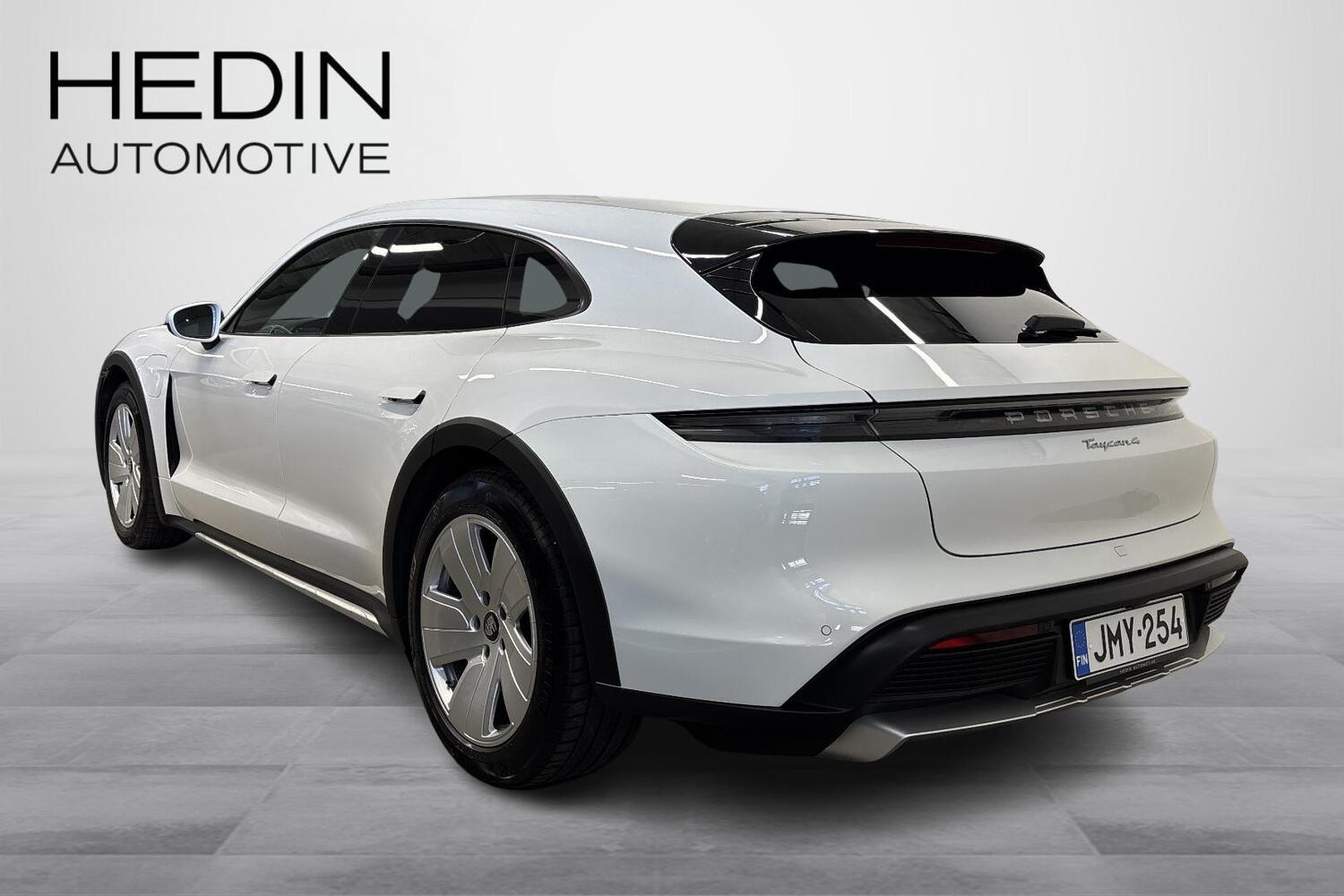 Porsche Taycan vaihtoauto