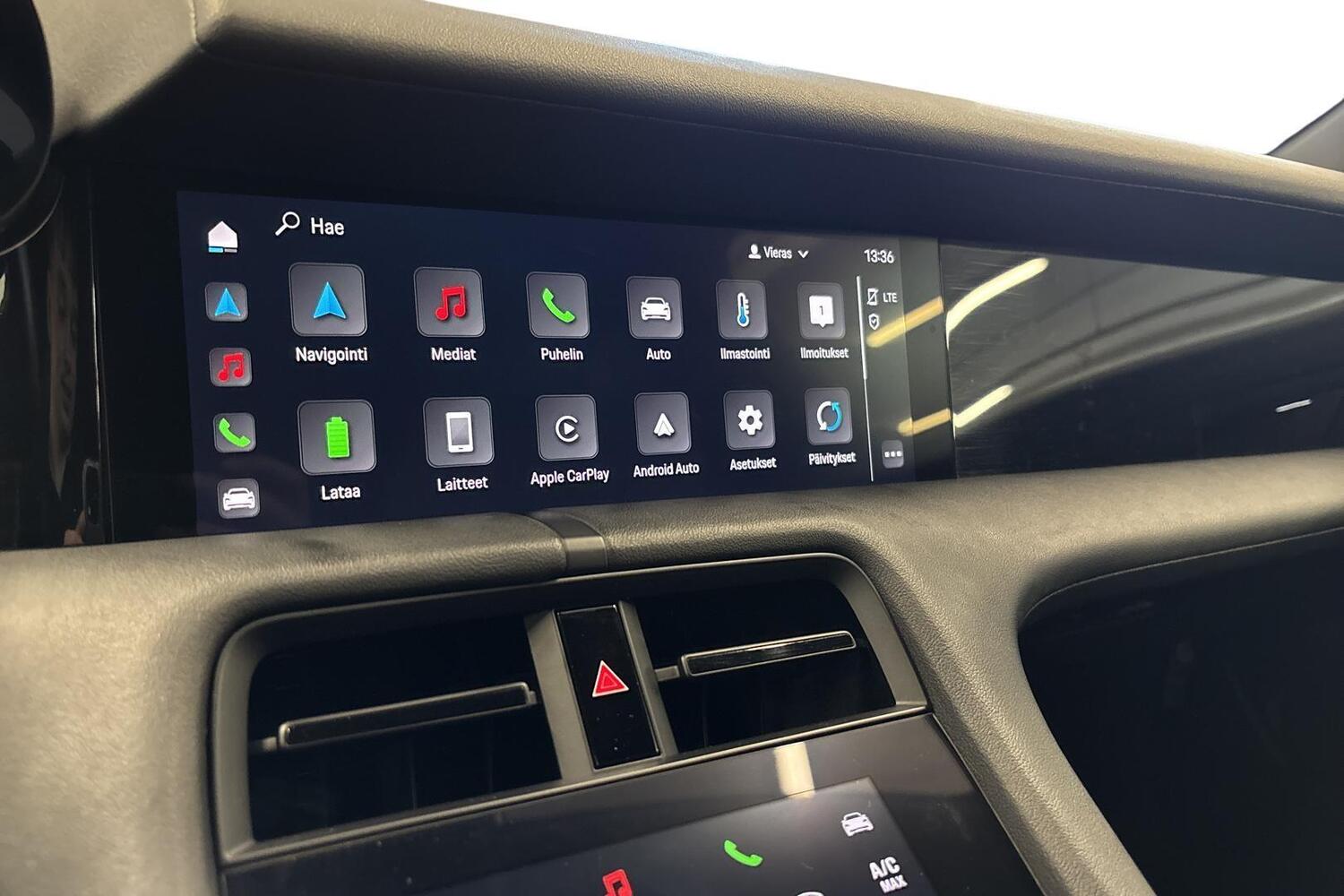 Porsche Taycan vaihtoauto