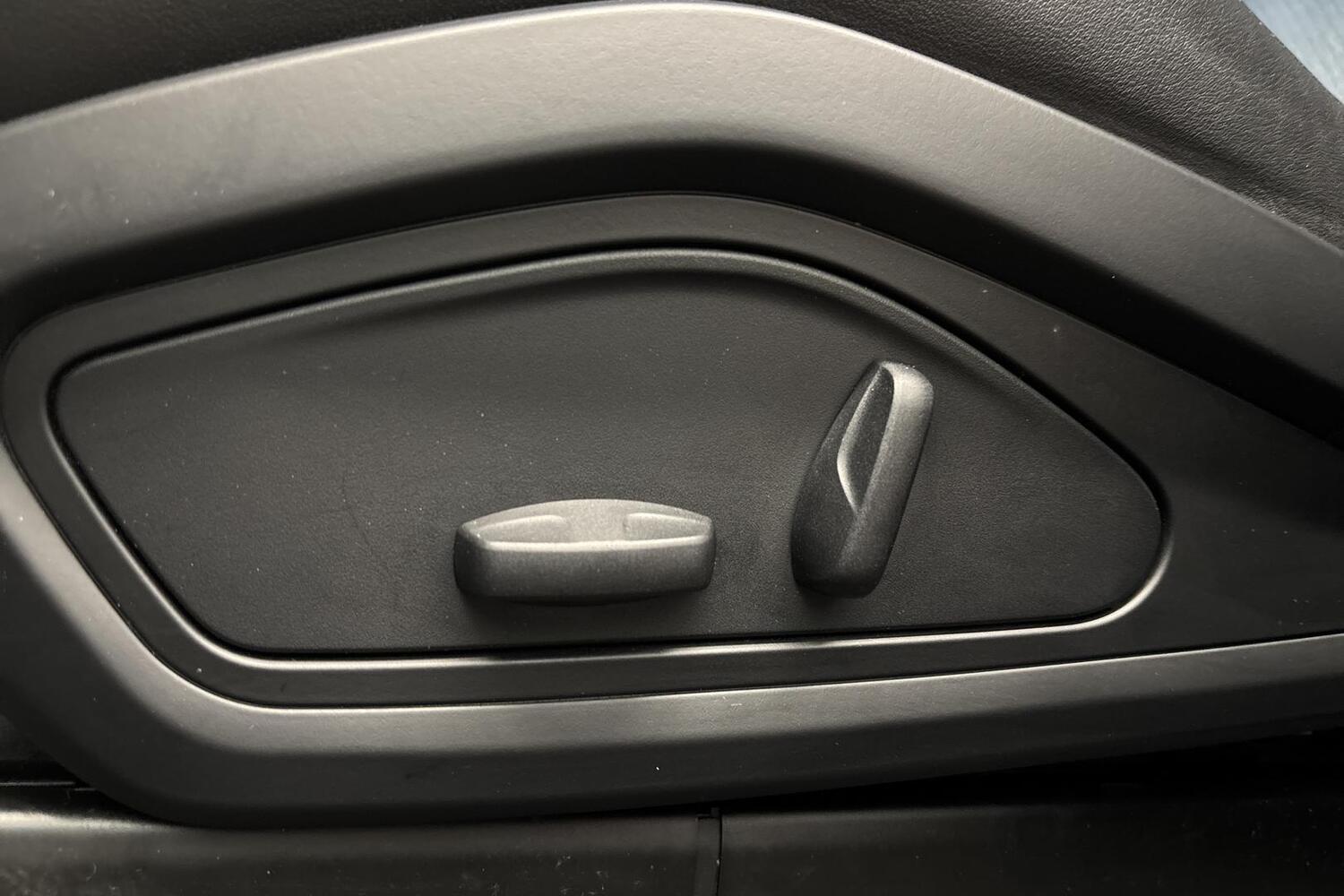 Porsche Taycan vaihtoauto
