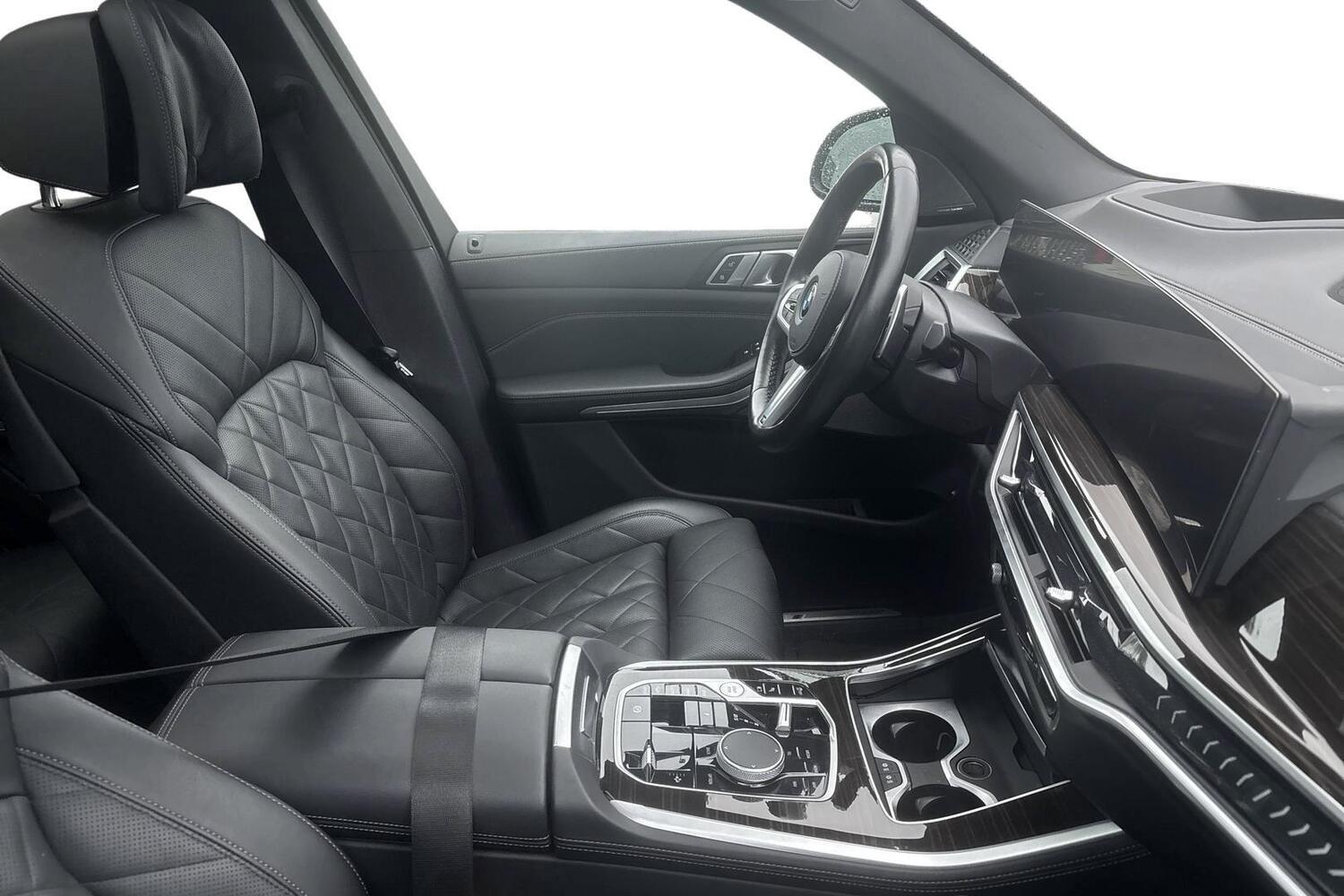 BMW X5 vaihtoauto