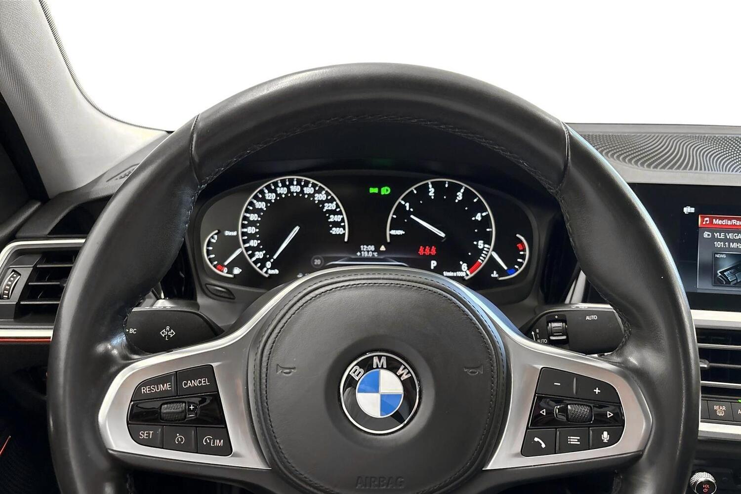 BMW 320 vaihtoauto