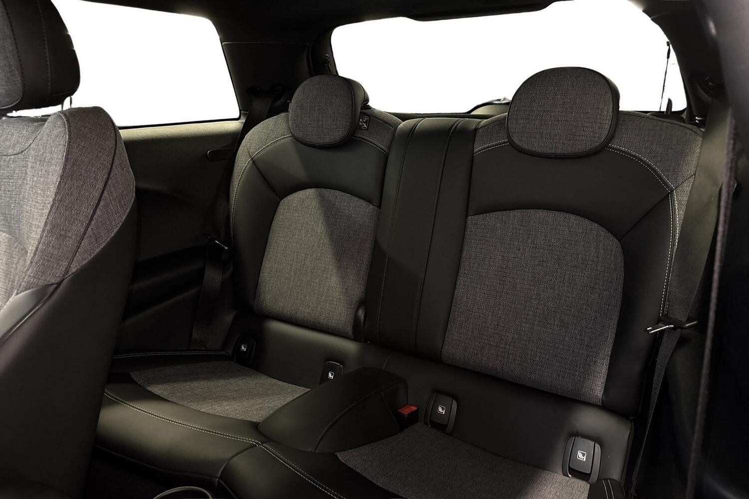 Mini Hatchback vaihtoauto