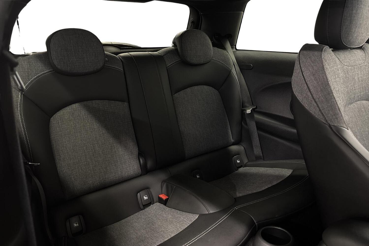 Mini Hatchback vaihtoauto