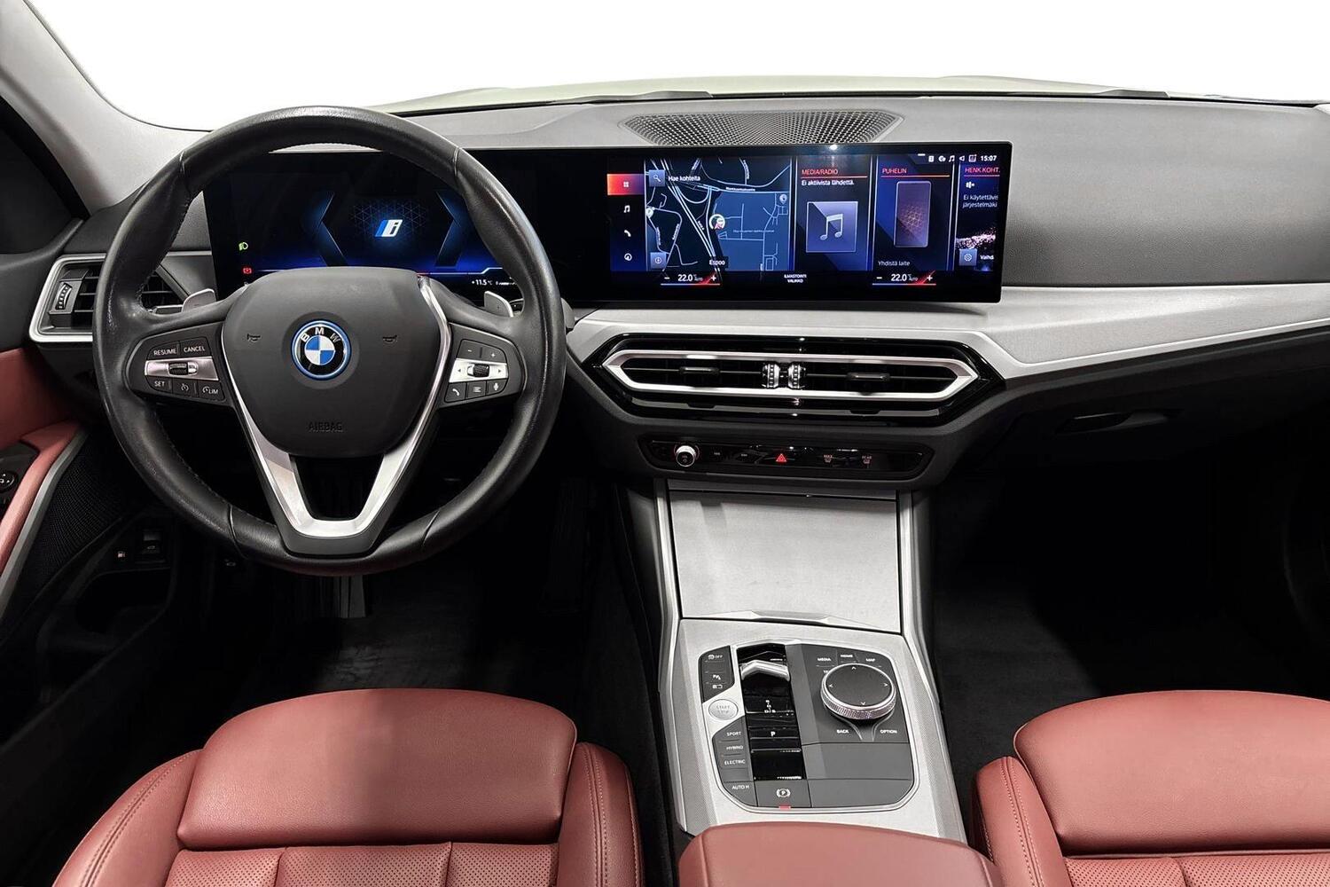 BMW 330 vaihtoauto