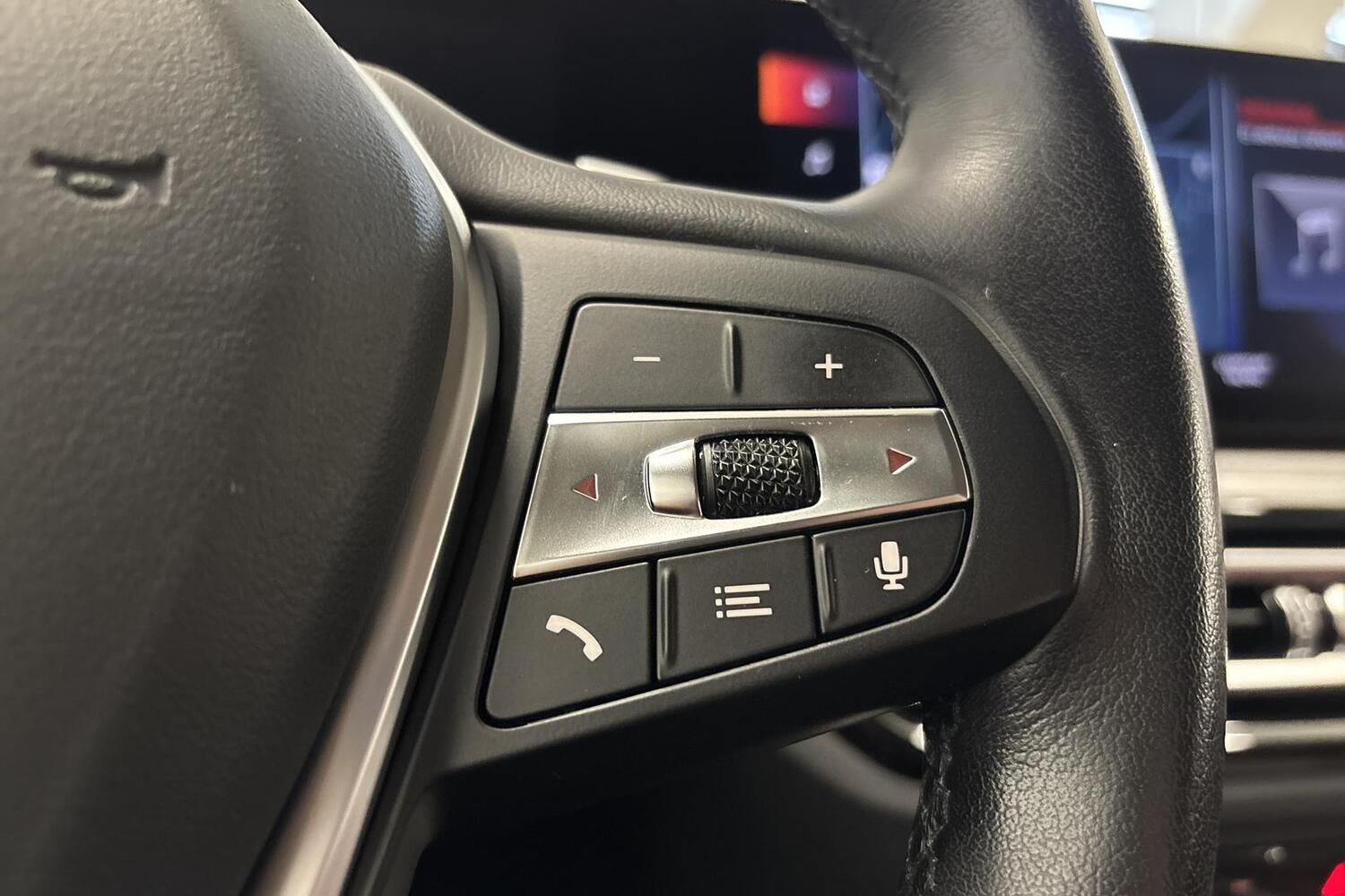 BMW 330 vaihtoauto