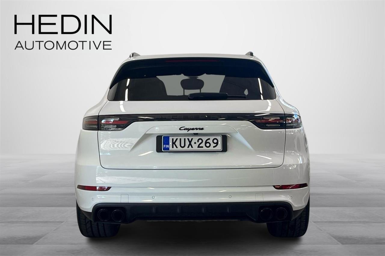 Porsche Cayenne vaihtoauto