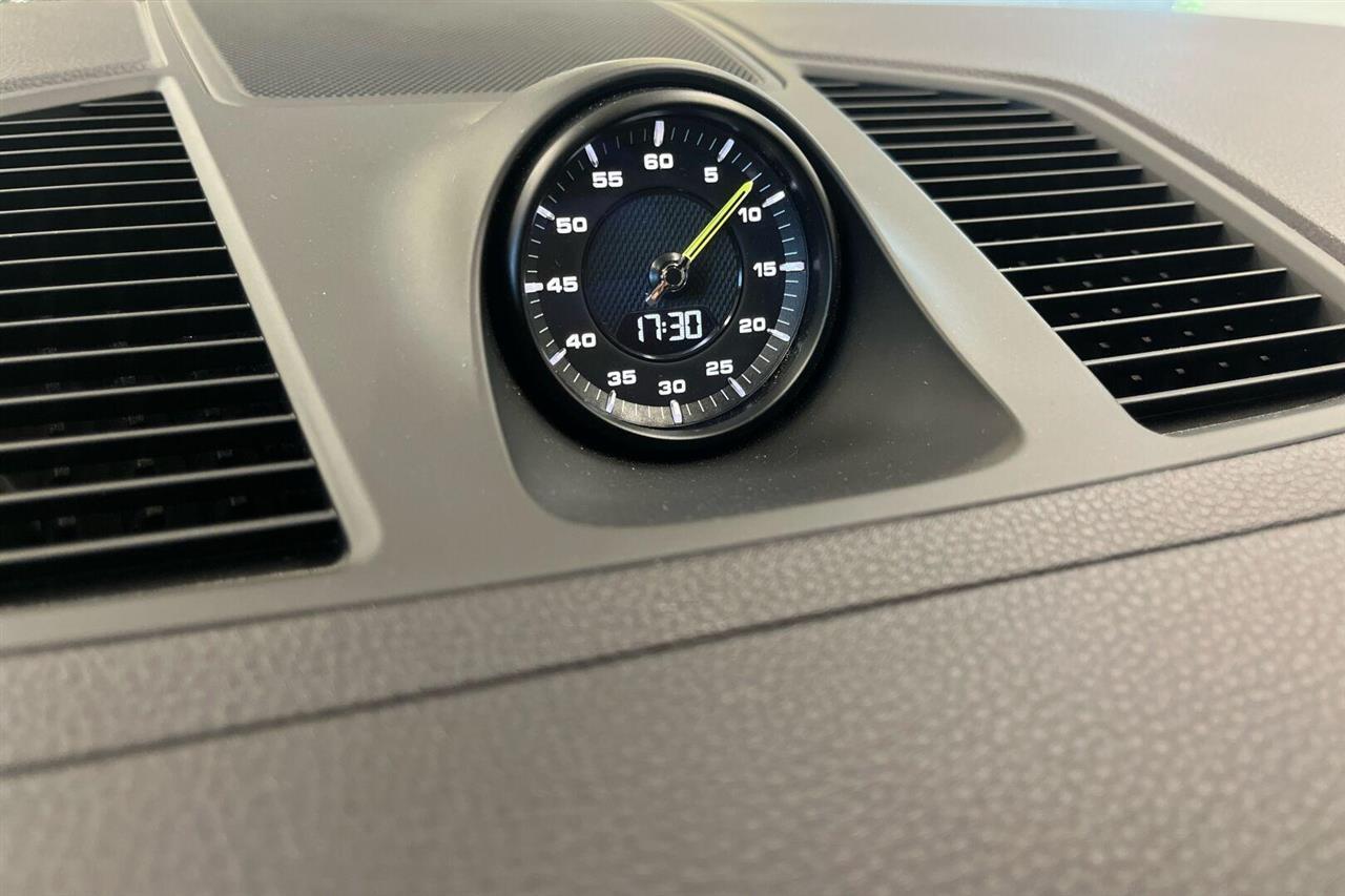 Porsche Cayenne vaihtoauto