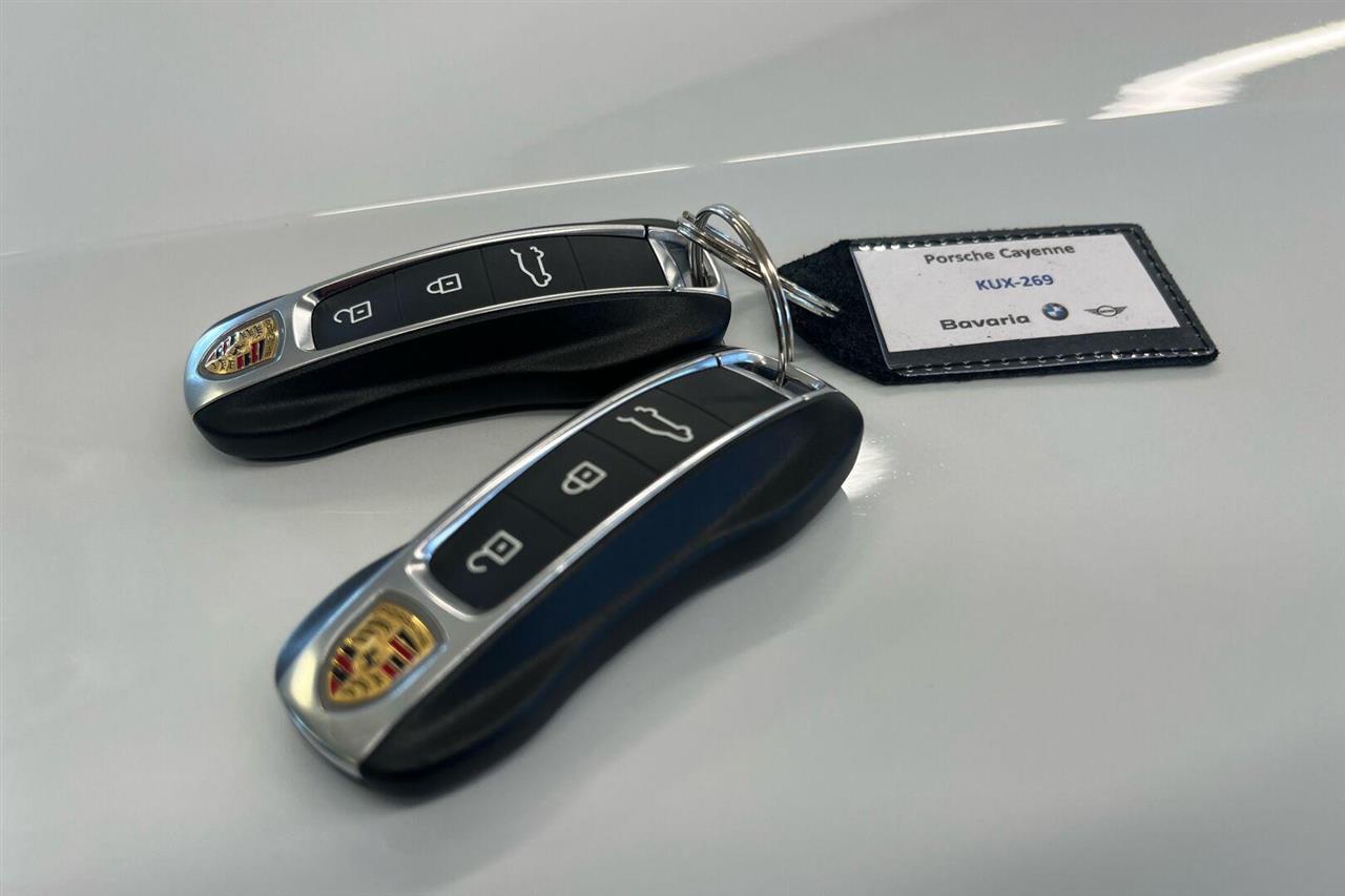 Porsche Cayenne vaihtoauto