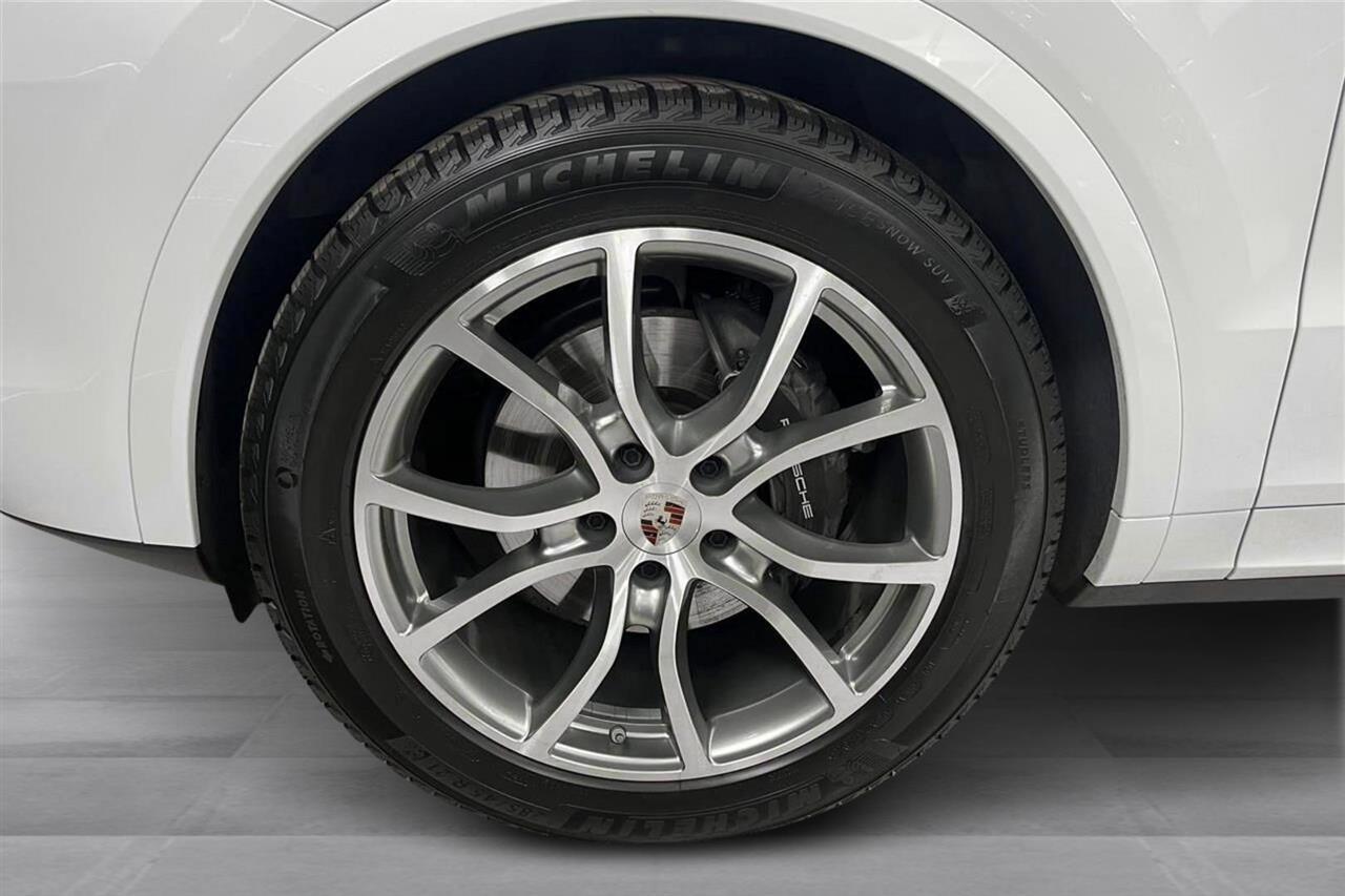 Porsche Cayenne vaihtoauto