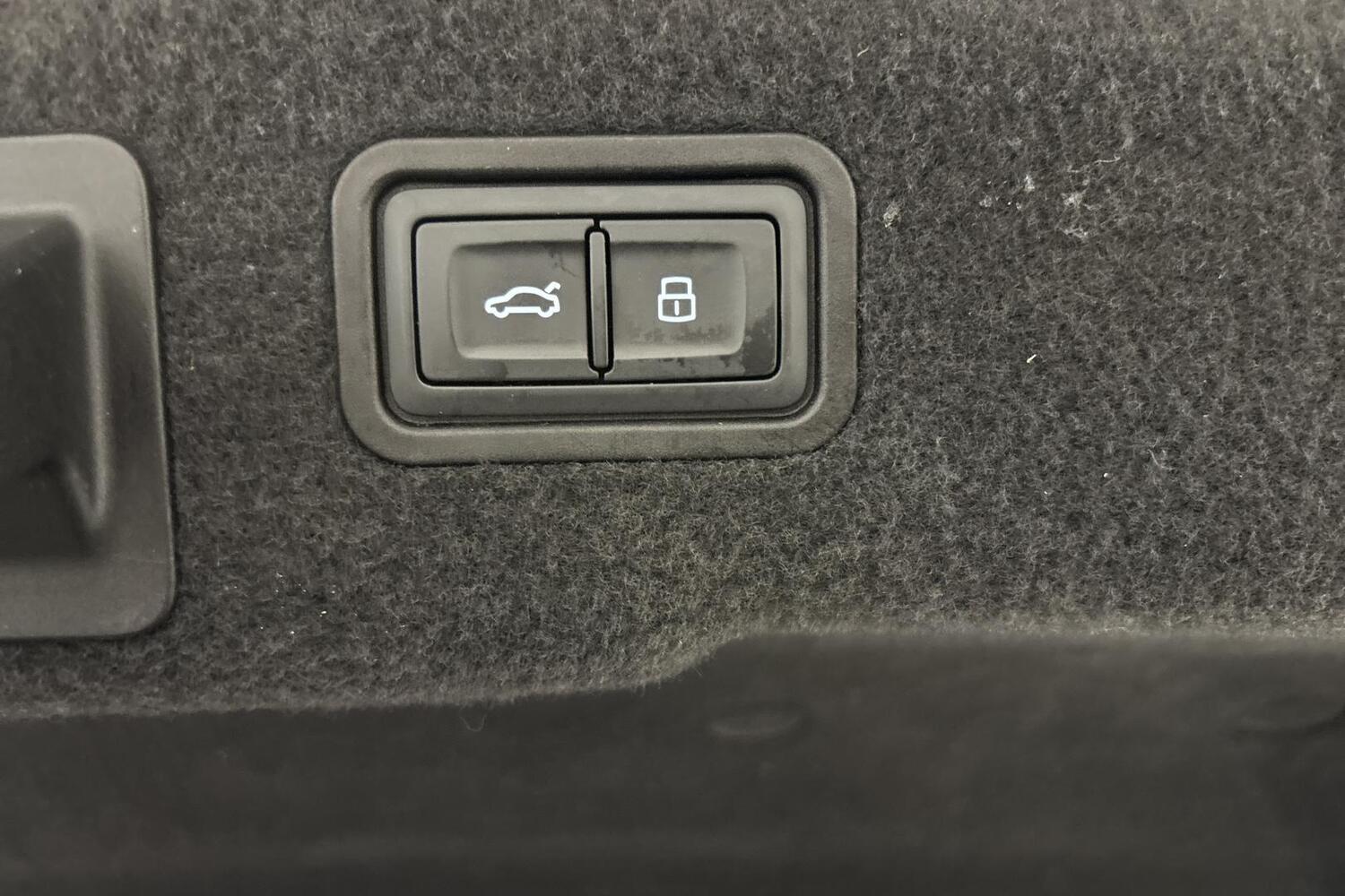 Audi A8 vaihtoauto