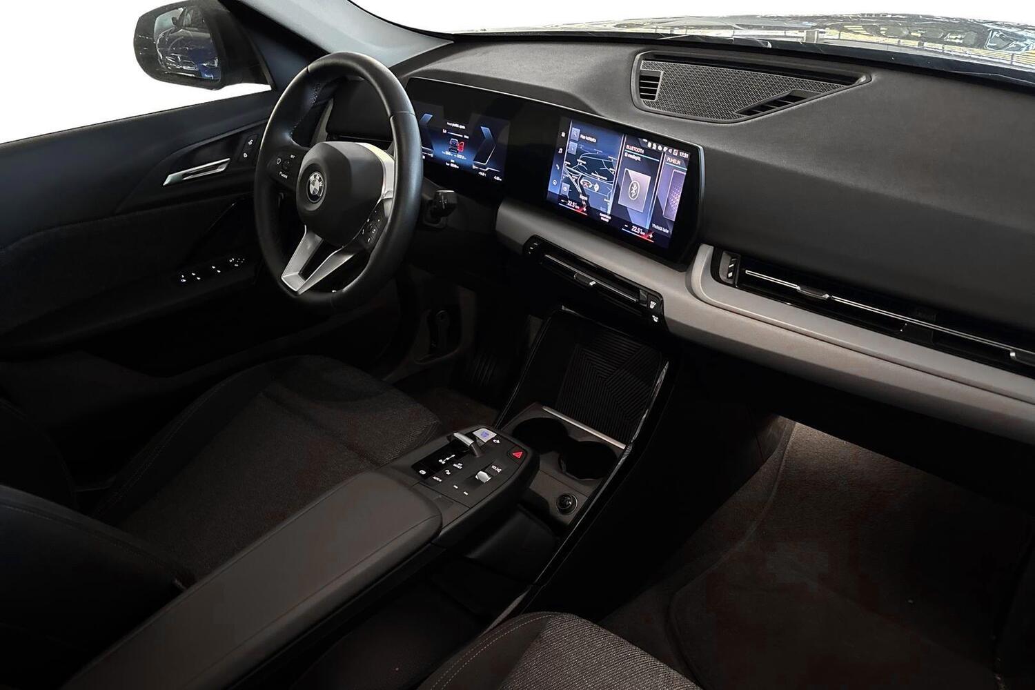 BMW iX1 vaihtoauto