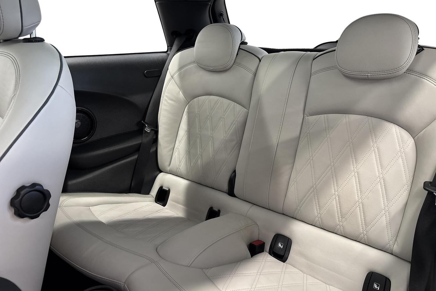 Mini Hatchback vaihtoauto