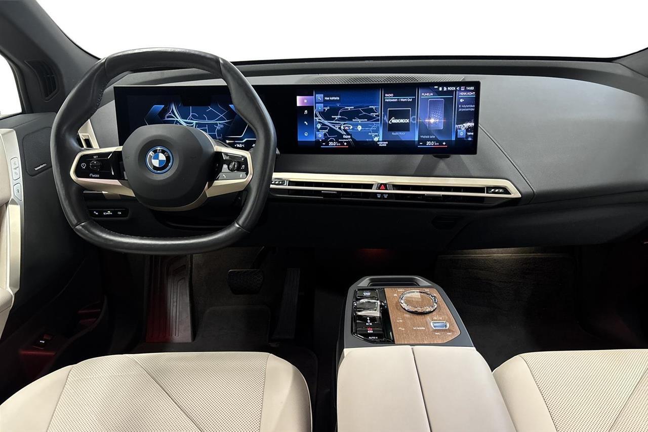 BMW iX vaihtoauto