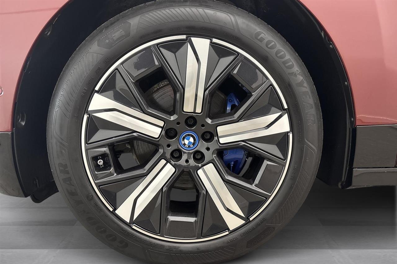 BMW iX vaihtoauto