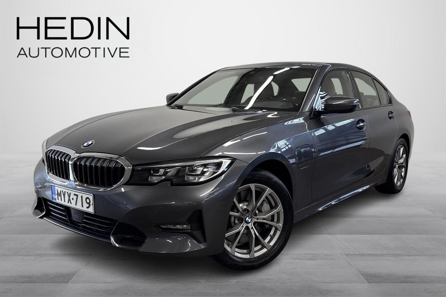 BMW 330 vaihtoauto