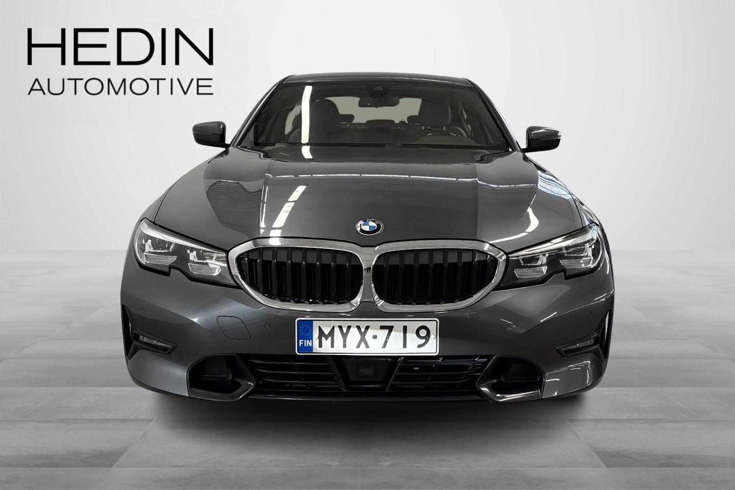 BMW 330 vaihtoauto