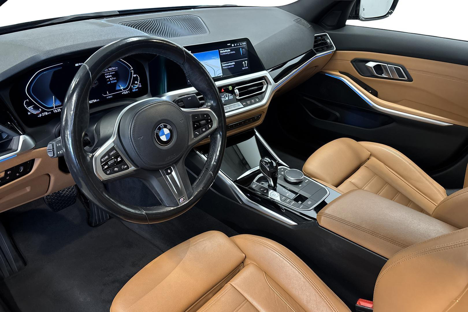 BMW 330 vaihtoauto