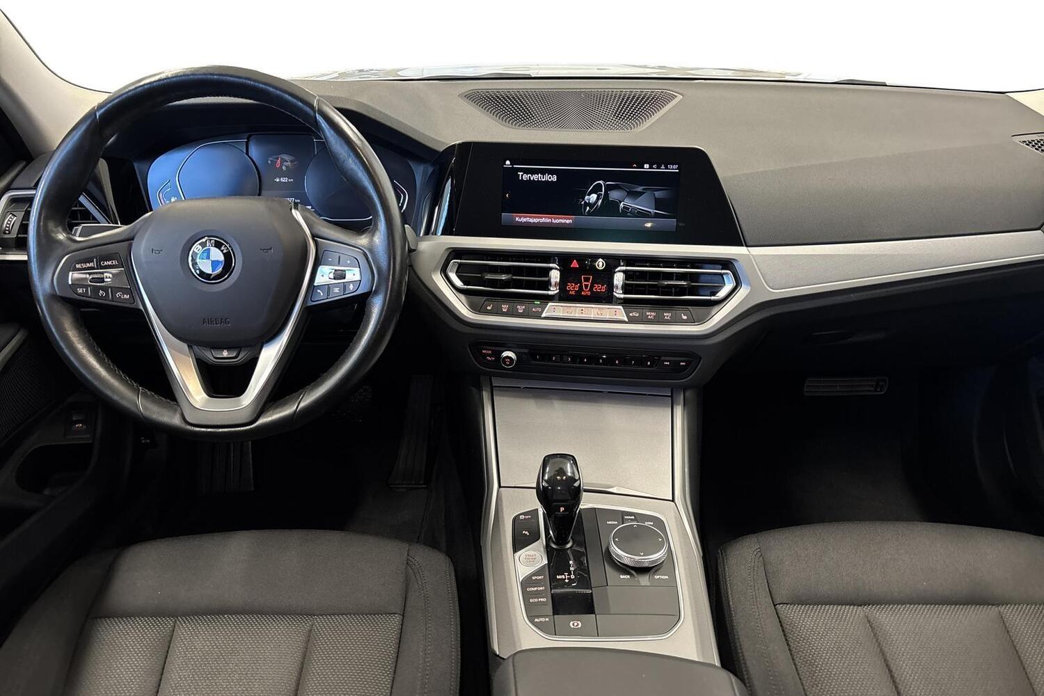 BMW 320 vaihtoauto
