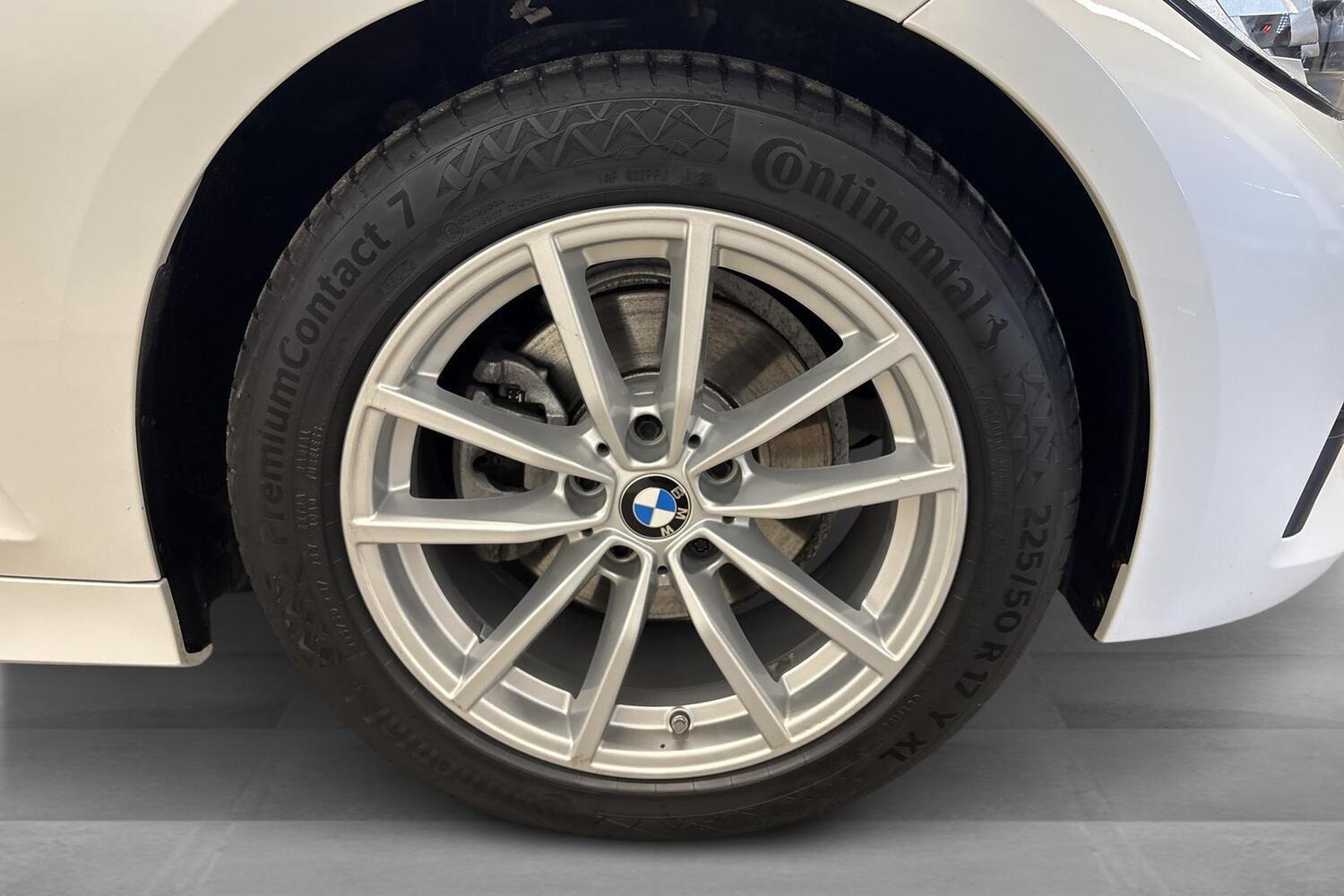BMW 320 vaihtoauto