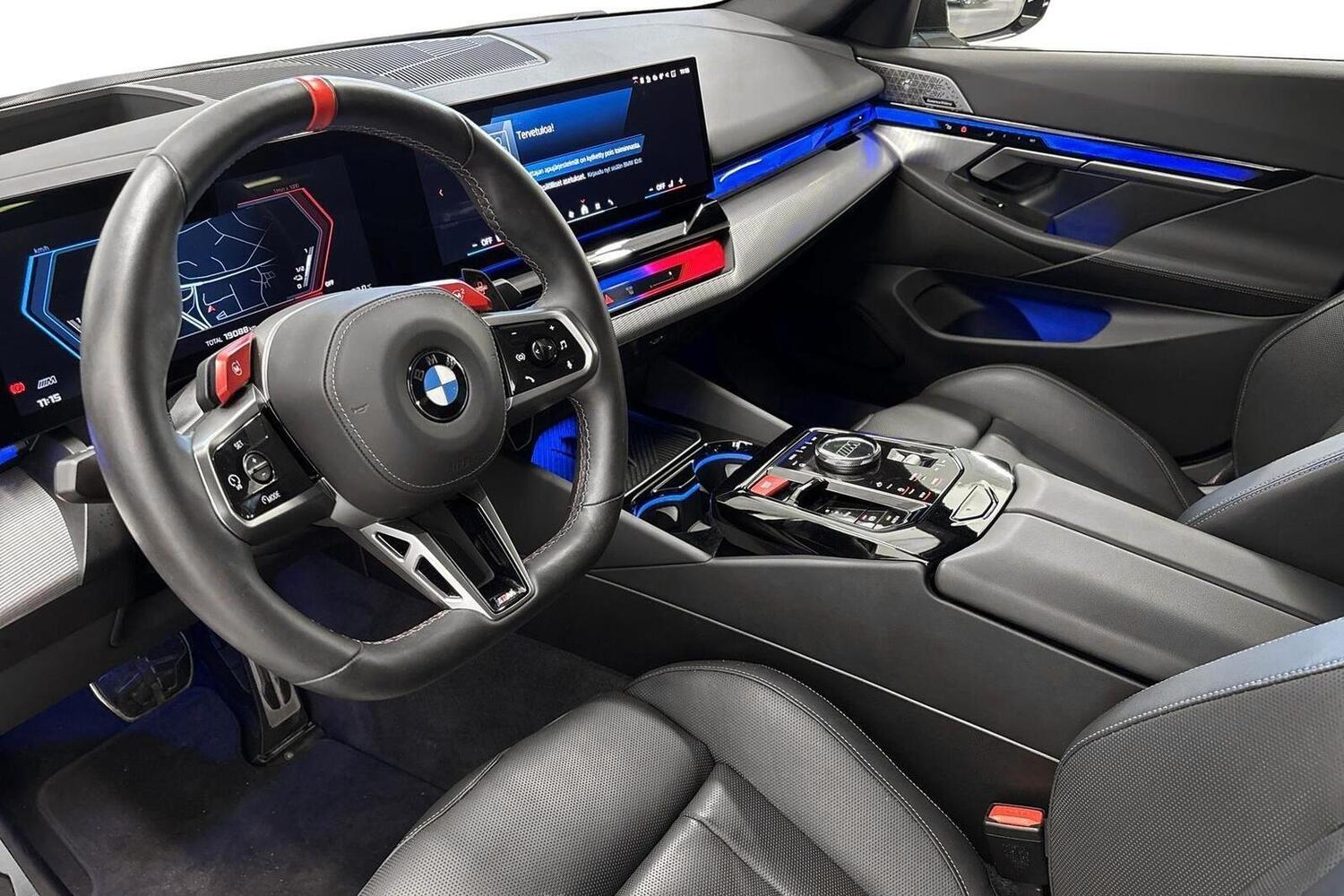 BMW M5 vaihtoauto