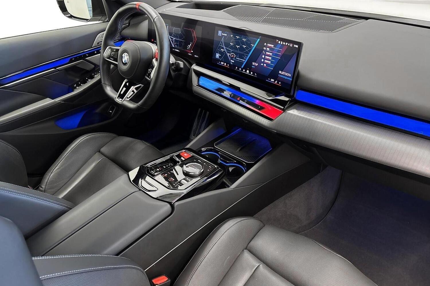 BMW M5 vaihtoauto
