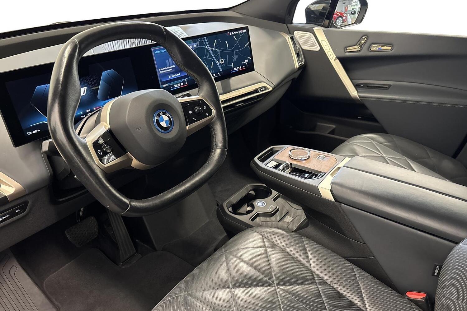 BMW iX vaihtoauto