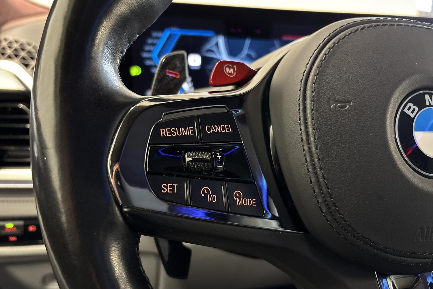 BMW XM vaihtoauto