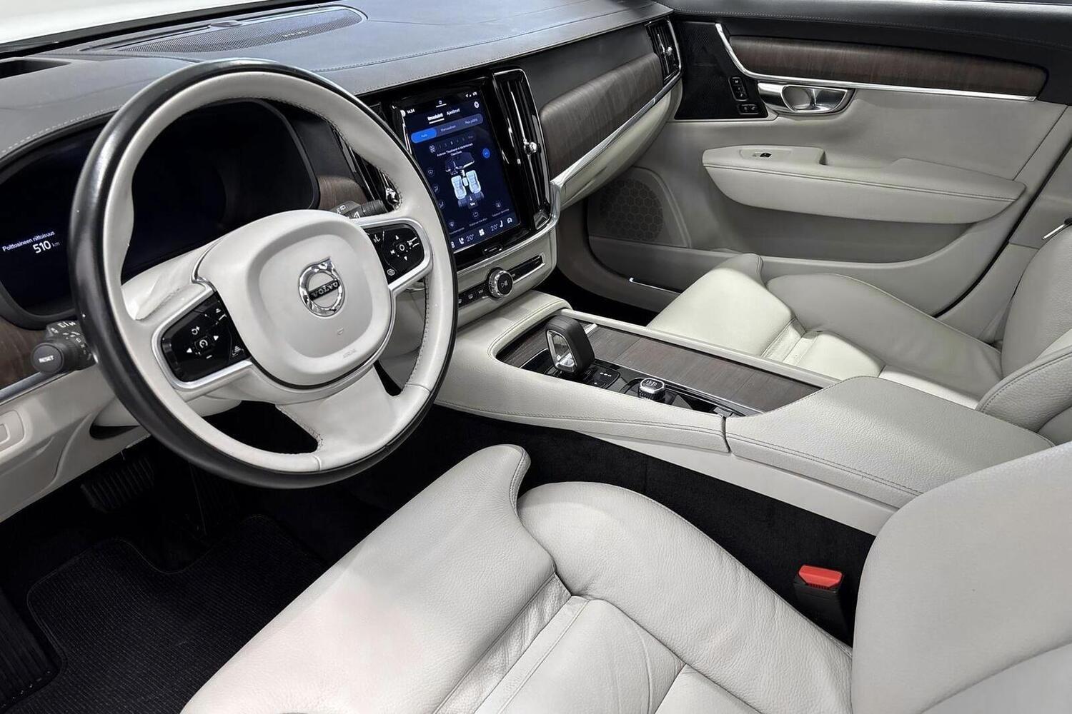Volvo V90 Cross Country vaihtoauto