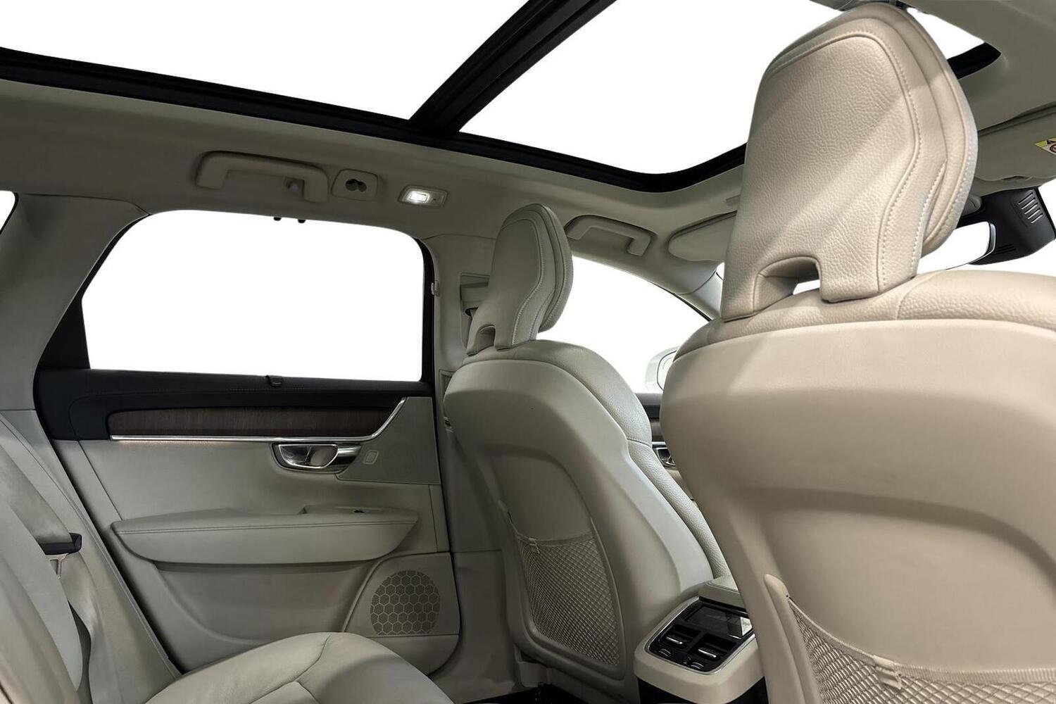 Volvo V90 Cross Country vaihtoauto