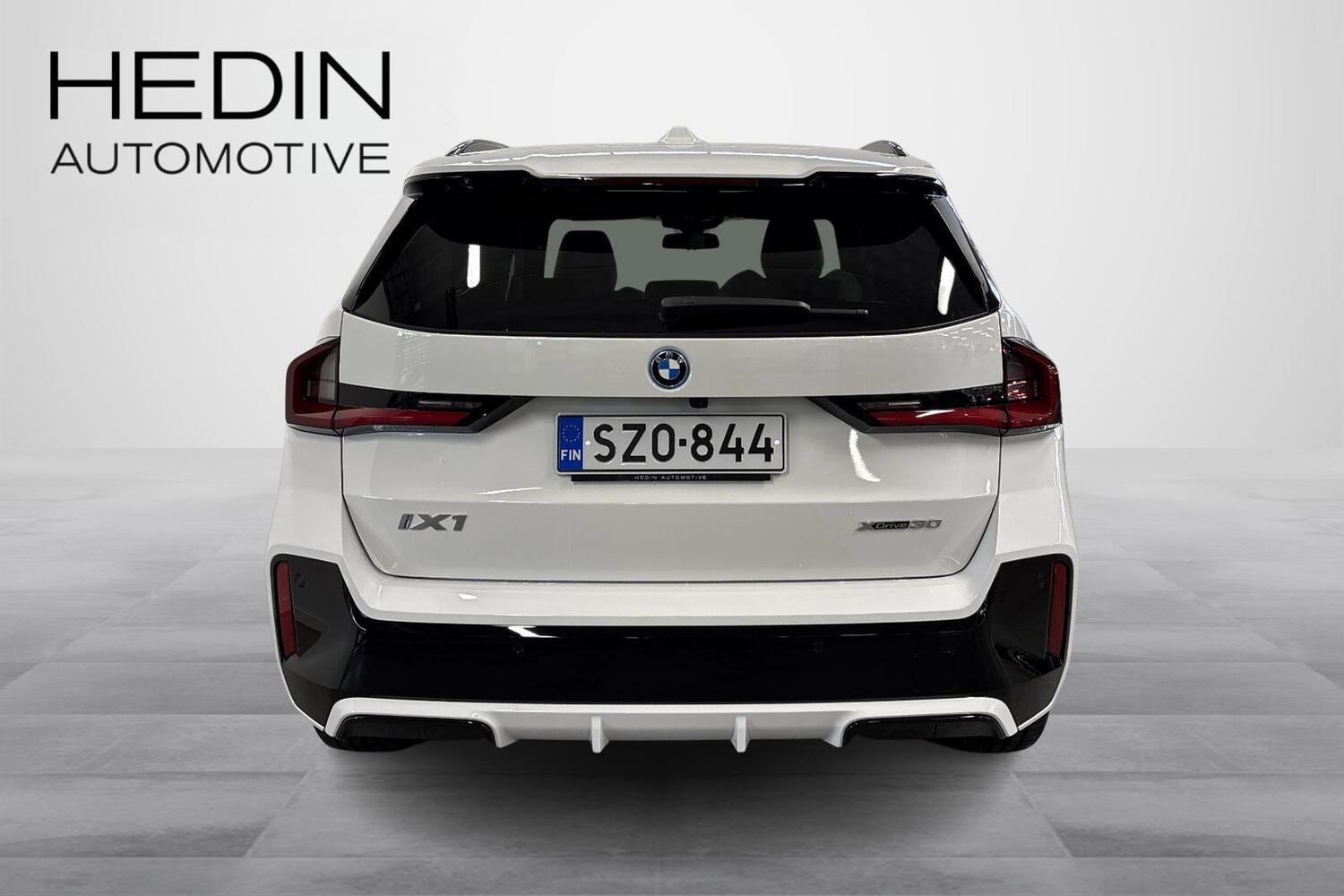 BMW iX1 vaihtoauto