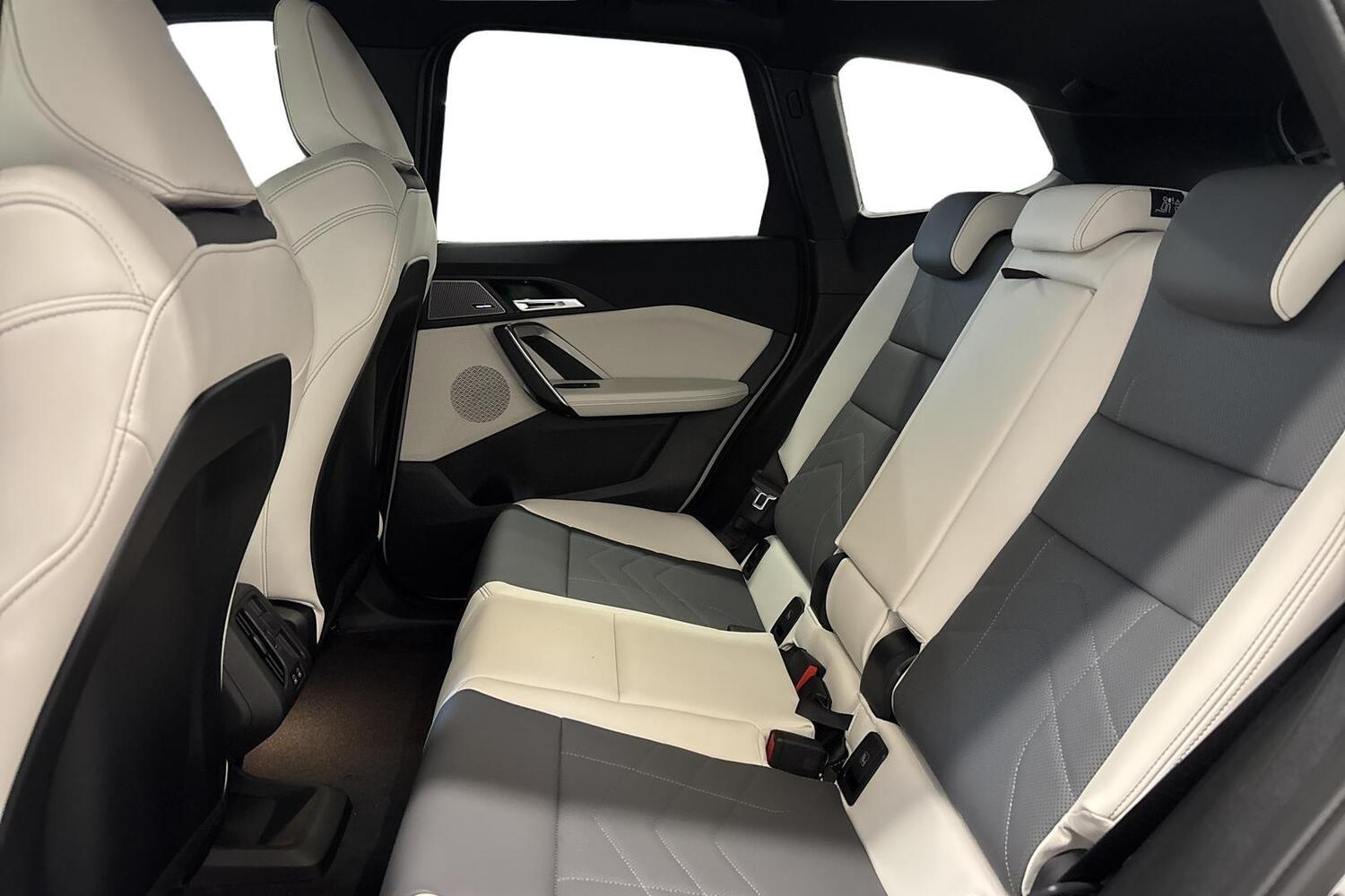 BMW iX1 vaihtoauto