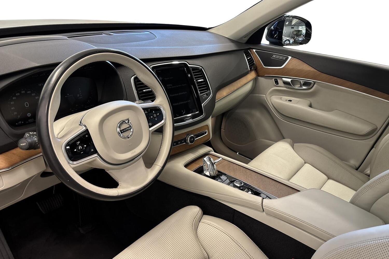 Volvo XC90 vaihtoauto