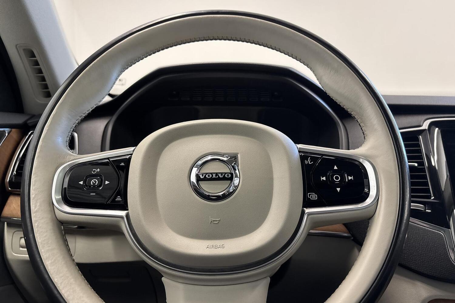 Volvo XC90 vaihtoauto