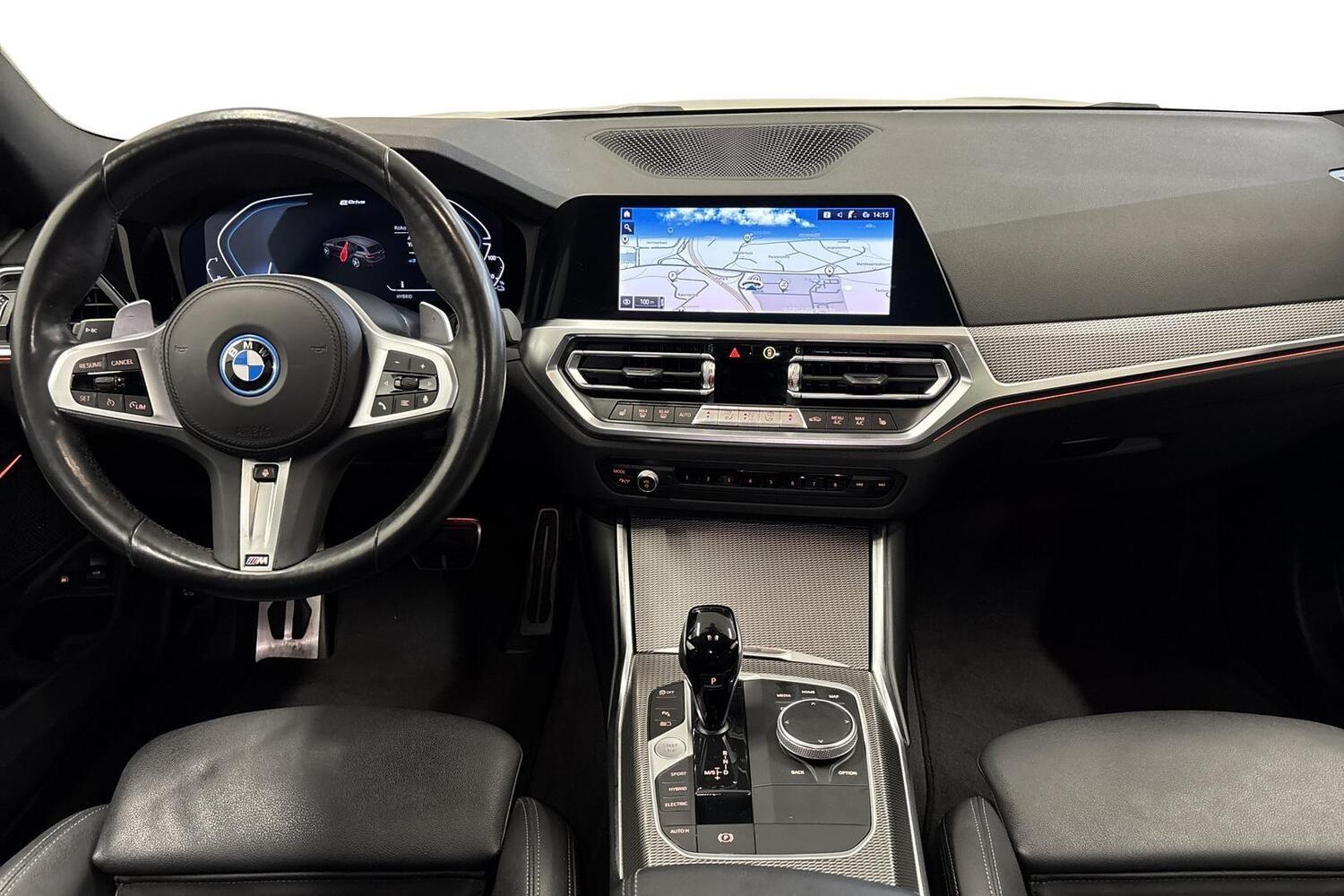 BMW 330 vaihtoauto