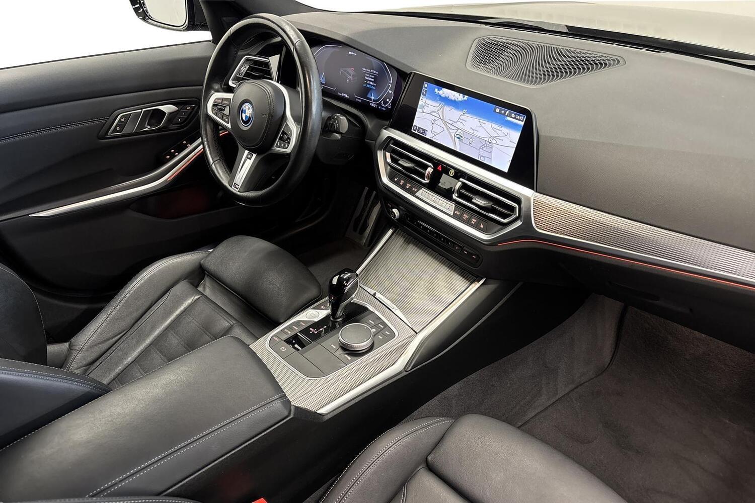 BMW 330 vaihtoauto