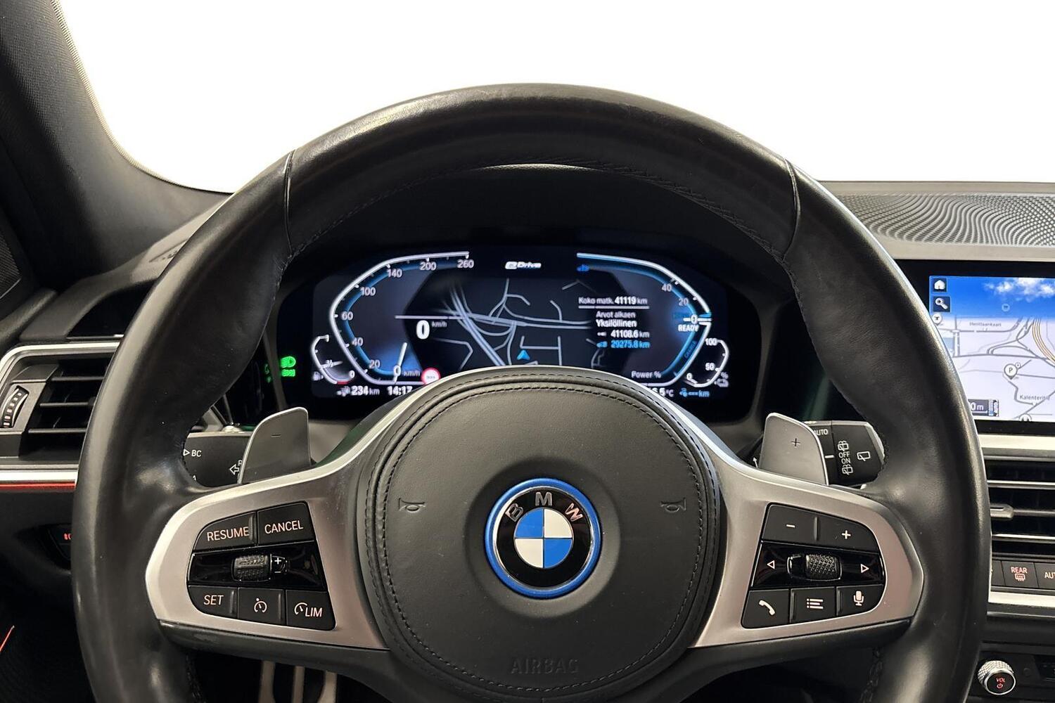 BMW 330 vaihtoauto