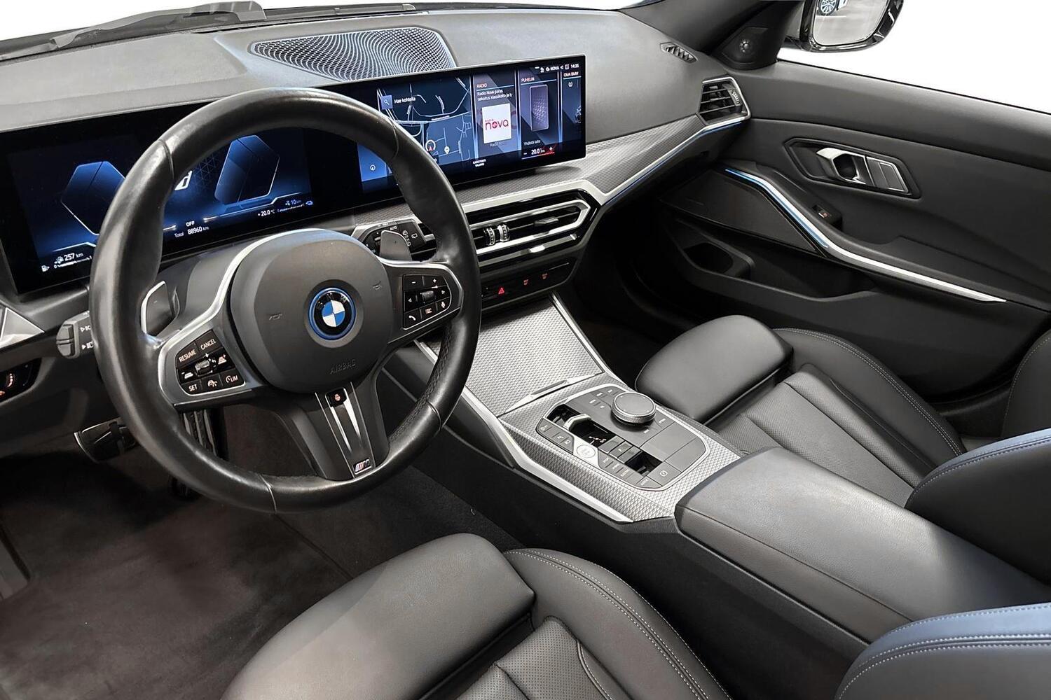 BMW 330 vaihtoauto